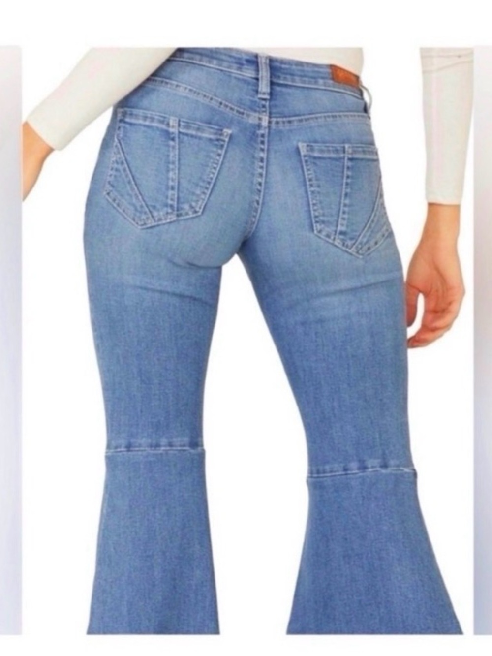 BOOT BARN Shyanne Ripped High Rise Flare Jeans - Picture 4 of 9